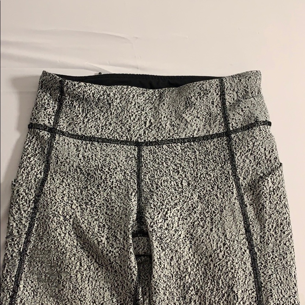 Grey Heathered Lululemon Leggings Size 2 .